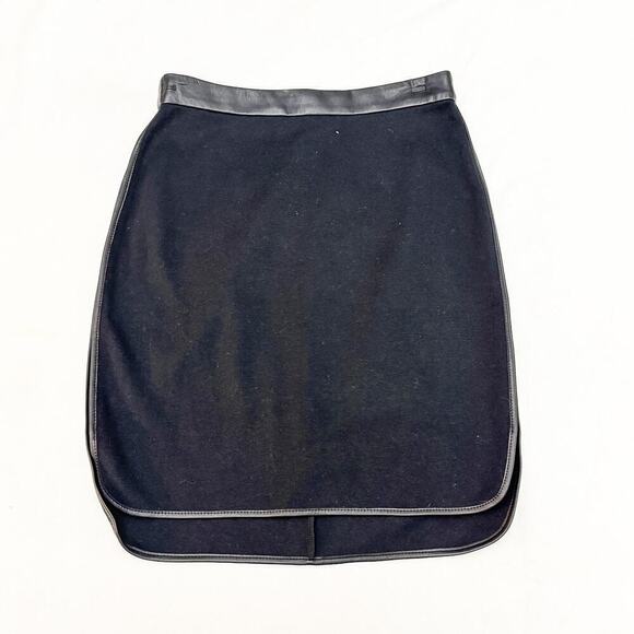 Club Monaco Black Leather Trimmed Pencil Skirt Rounded Edge Size 2 MINT - Picture 1 of 5